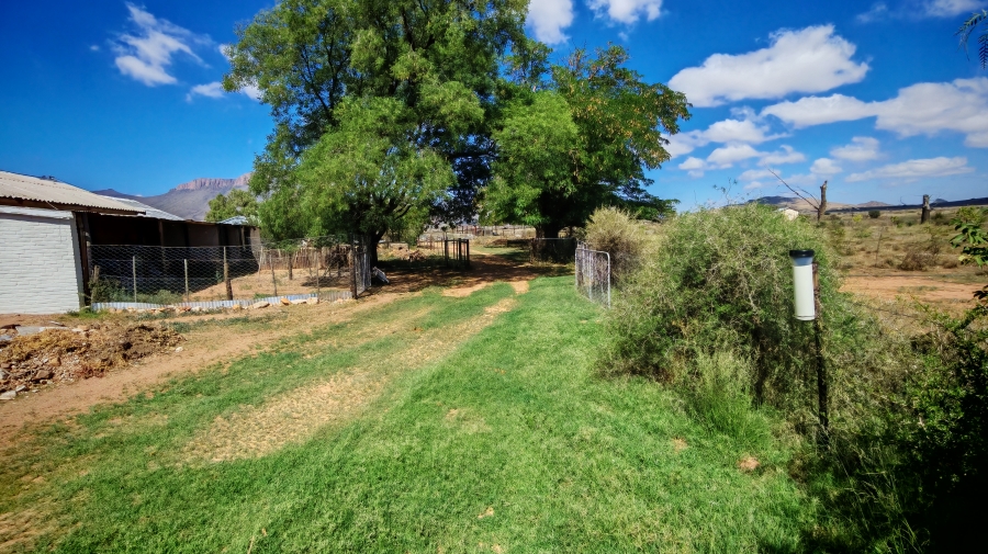 6 Bedroom Property for Sale in Middelburg Eastern Cape